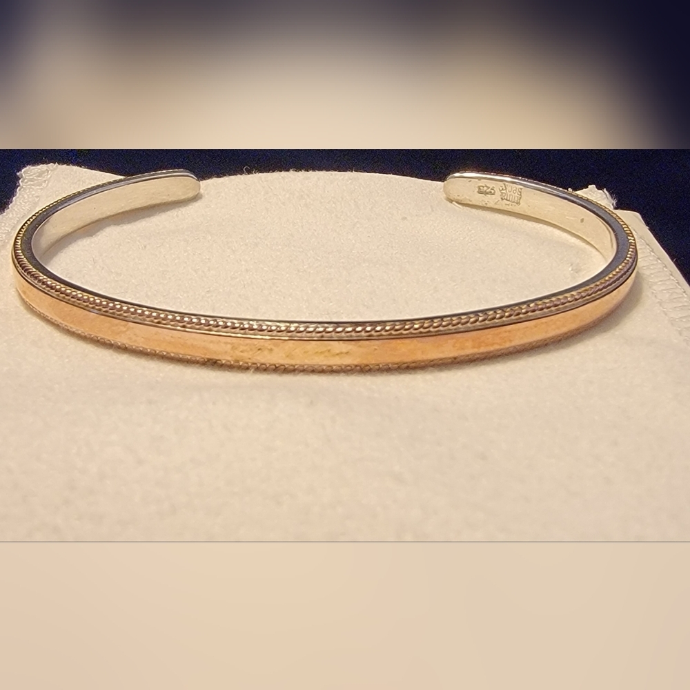 Anna Neck Thin Rose Gold Bangle